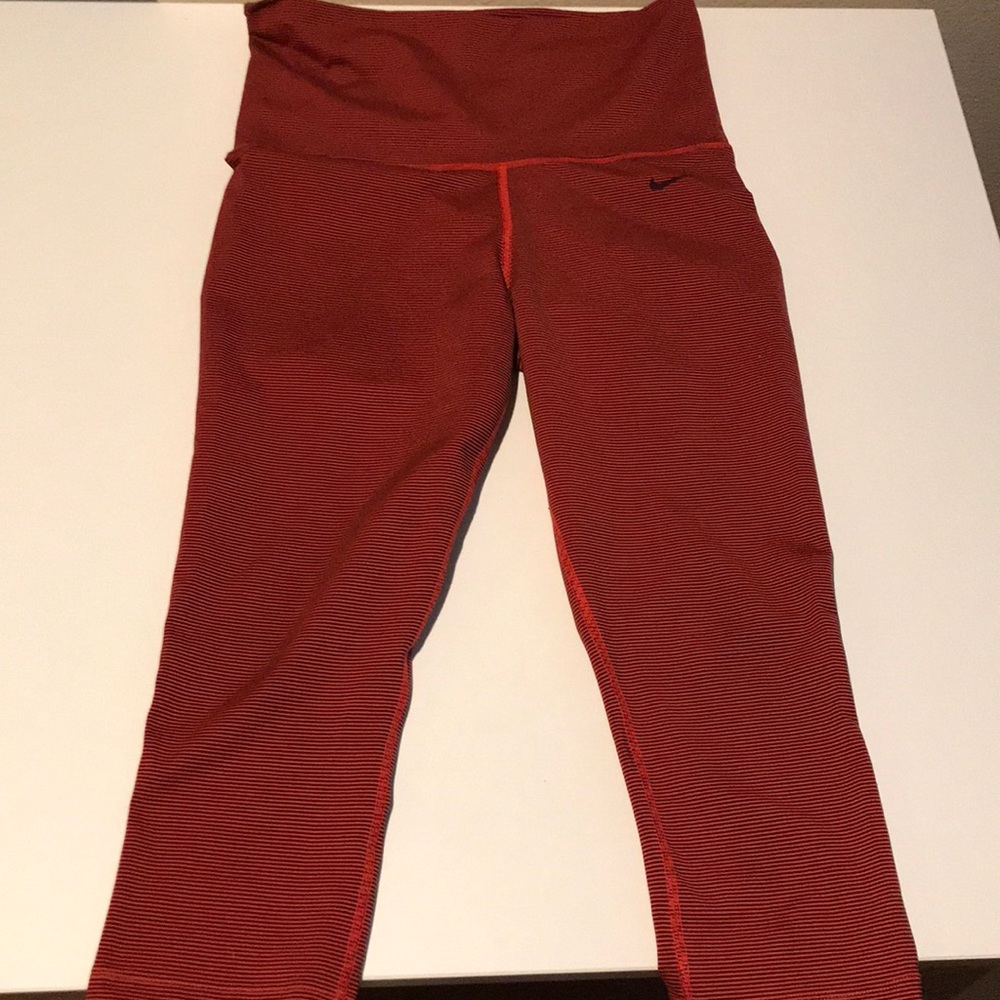 Nike DriFit red stripe Capri pants Size S